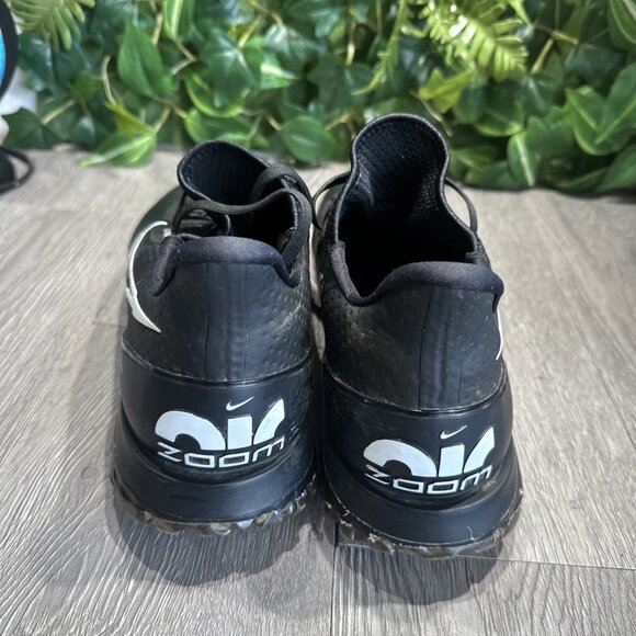 Athletic_Shoes